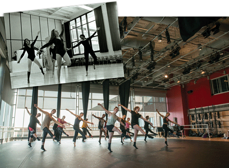 DISCOVERY-Dance_Cube-2314