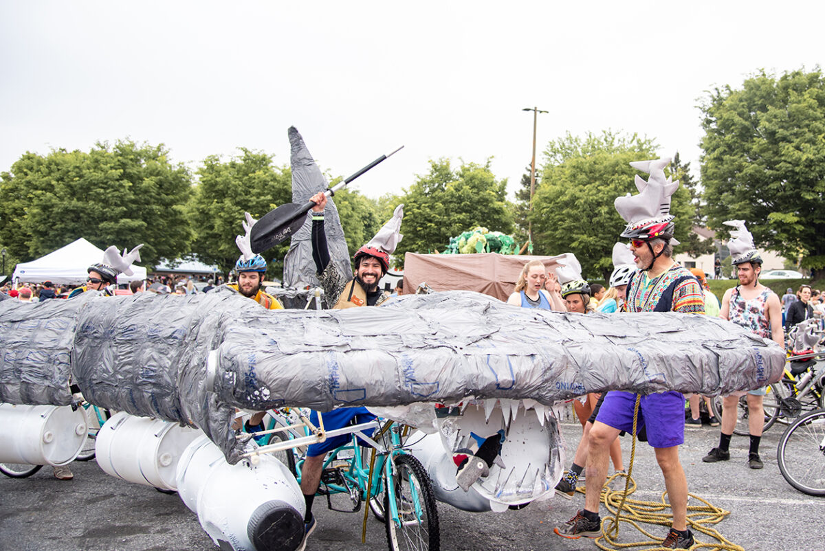 The Kinetic Sculpture team prepares the shark before the race. Photo by Marlayna Demond '11.