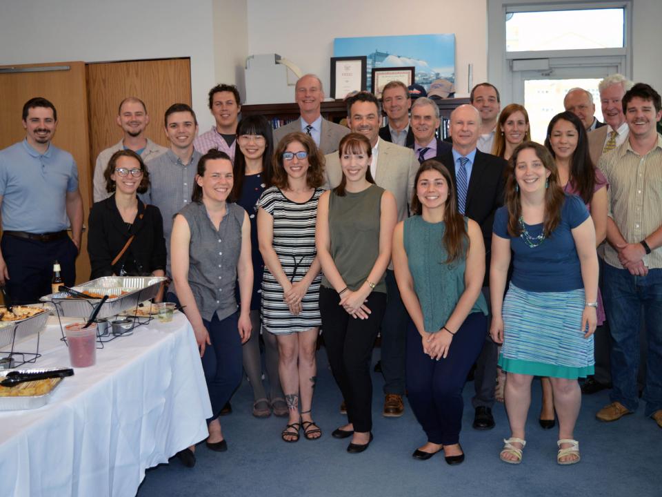 Miranda Marvel, Ph.D. '19, center in front row, with the IMET REEF program participants. Photo courtesy Miranda Marvel.