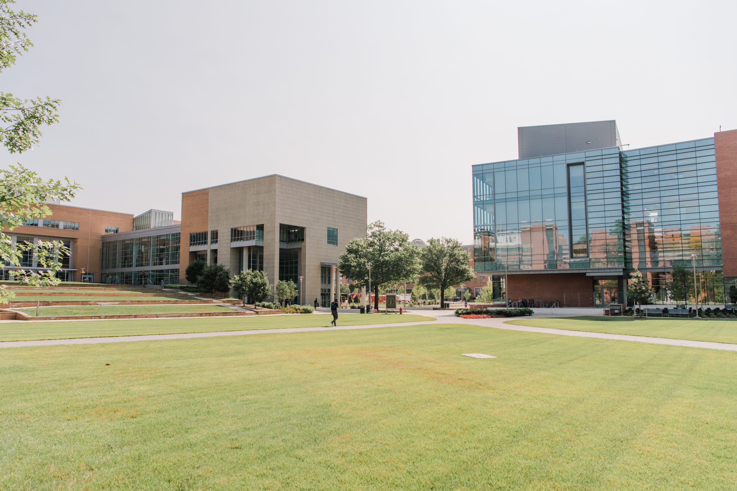 Spring 2020 campus photo, the commons, ILSB, by Marlayna Demond '11.
