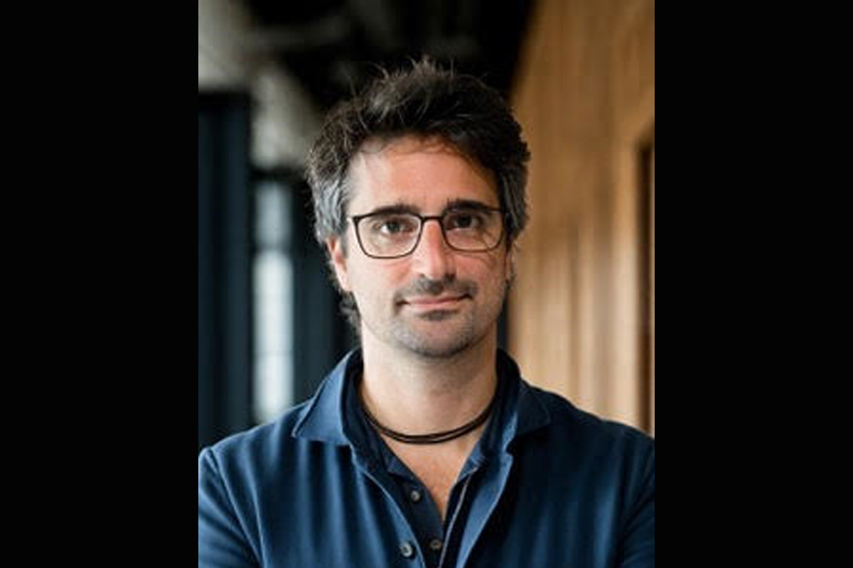 UMBC physicist wins Amazon award to build AI-orchestrated scientific assistant