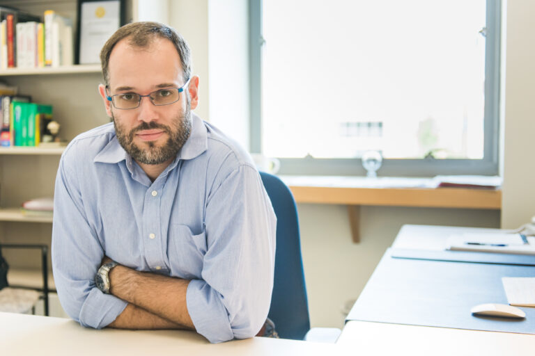 Dr. Sebastian Deffner